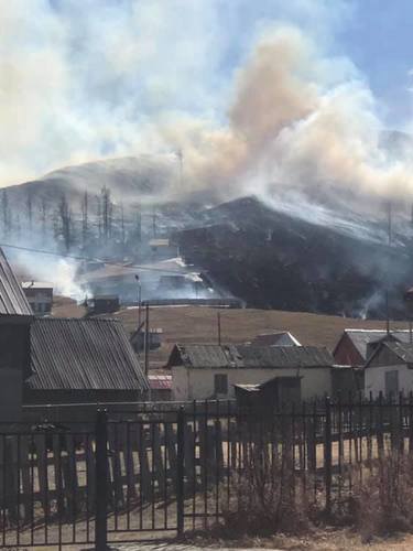 Шадивланд эзэнгүй амбаар, 10 га өнжмөл шар өвс шатжээ